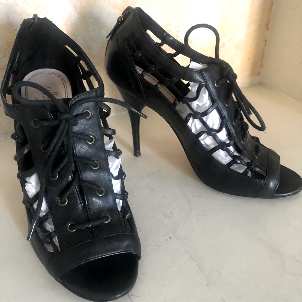 Plenty By Tracy Reese Heels 9.5 Leather Black Leather Caged Strappy Sexy